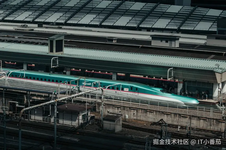 智能高铁建设现场