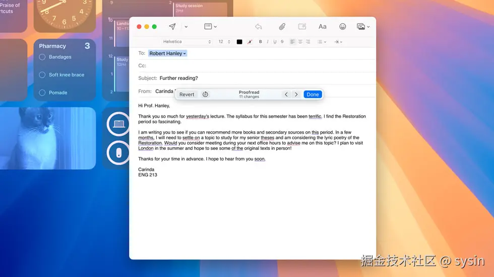 一位用户的 MacBook Pro 上展示由 Apple Intelligence 驱动的 Proofread 工具。